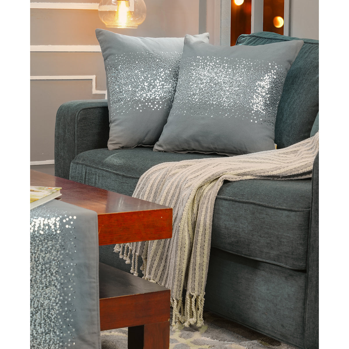 Grey bed 2024 cushion set