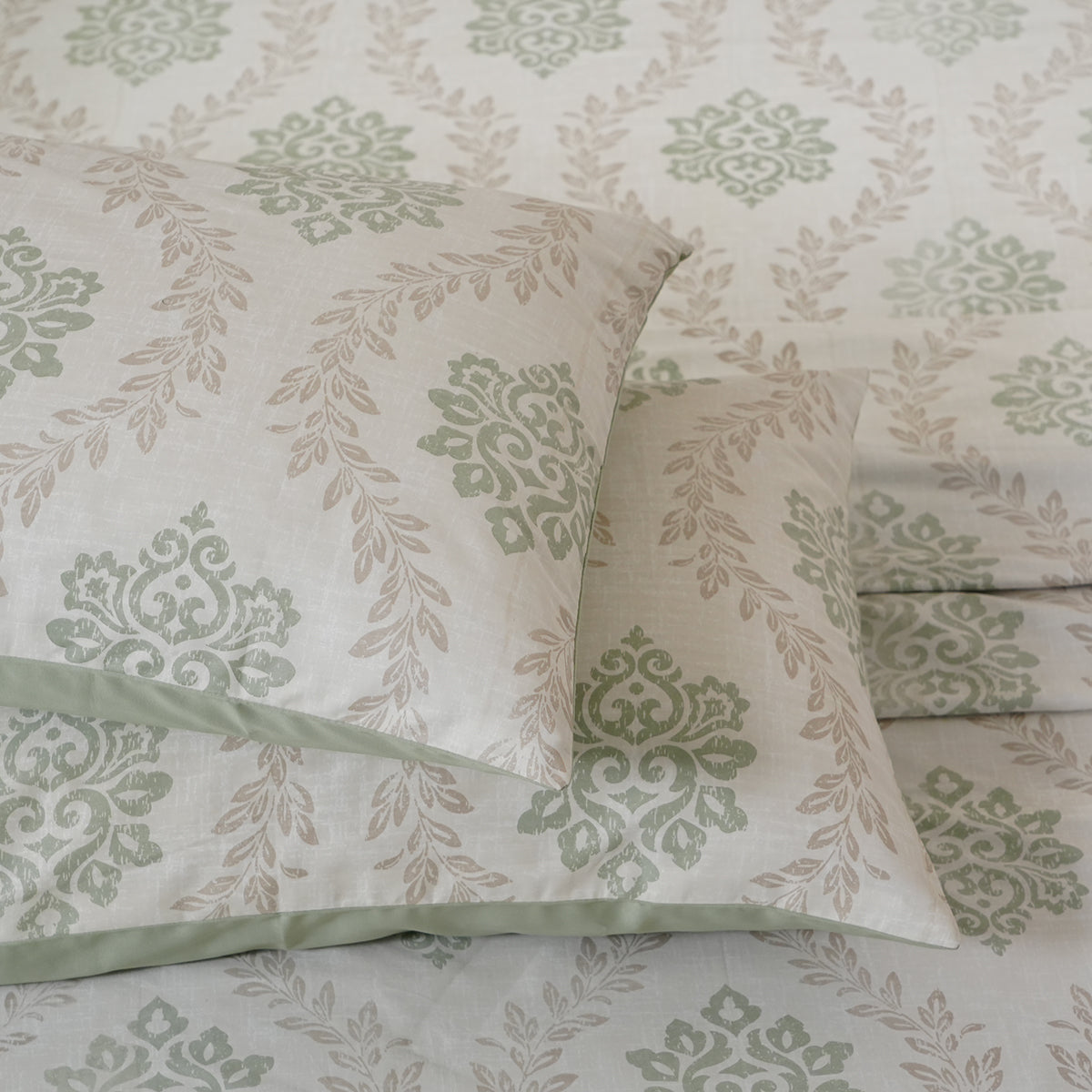 Tranquil Essence Lawn Leaflet 100% Cotton Printed Green Bed Sheet With Pillow Case