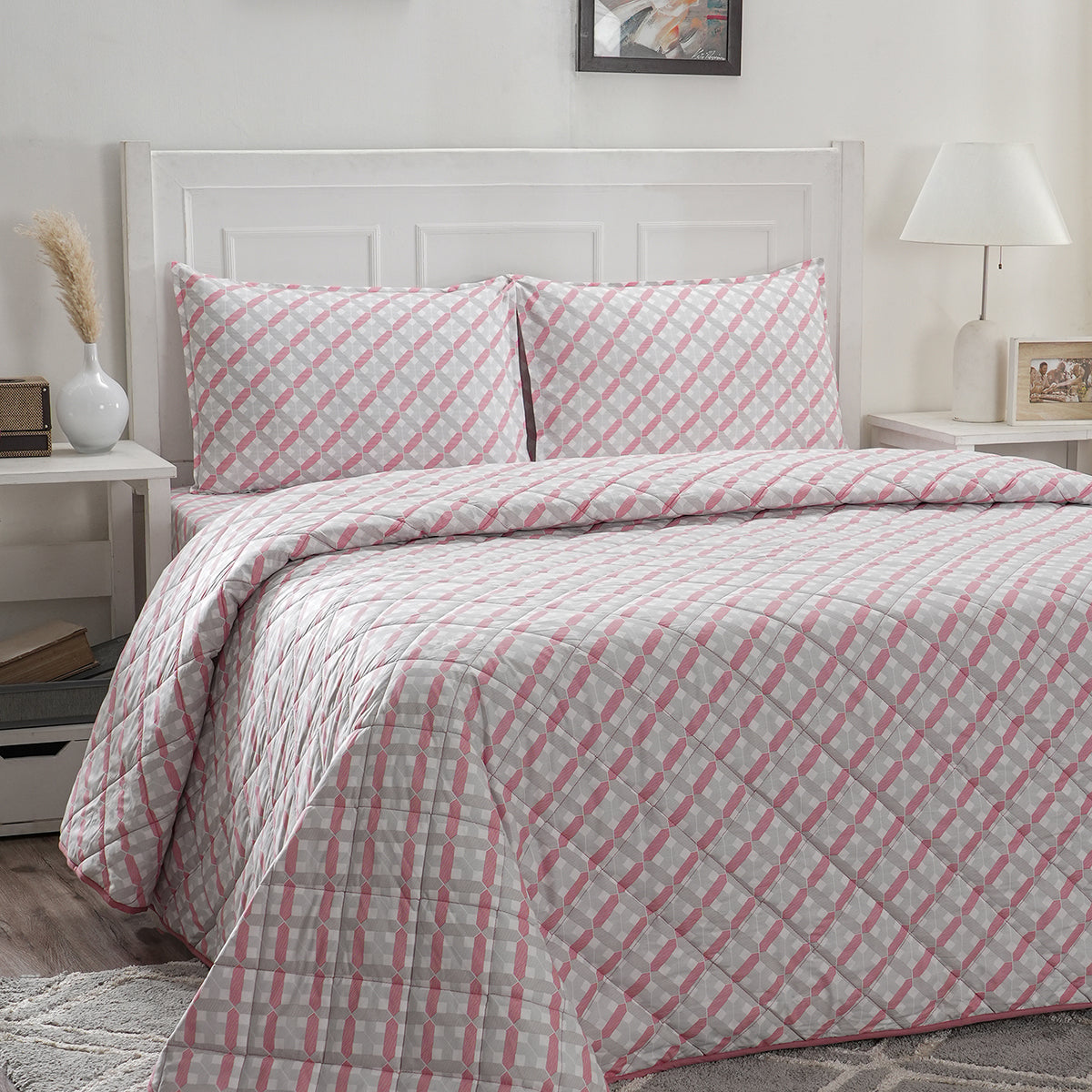 Optimist Bloom Esther 4PC Quilt/Quilted Bed Cover Set