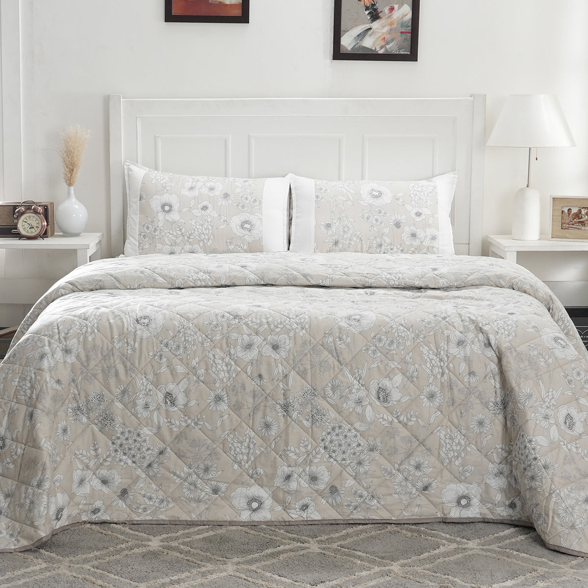 Royal Botanic Outline Floral 4PC Quilt/Quilted Bed Cover Set