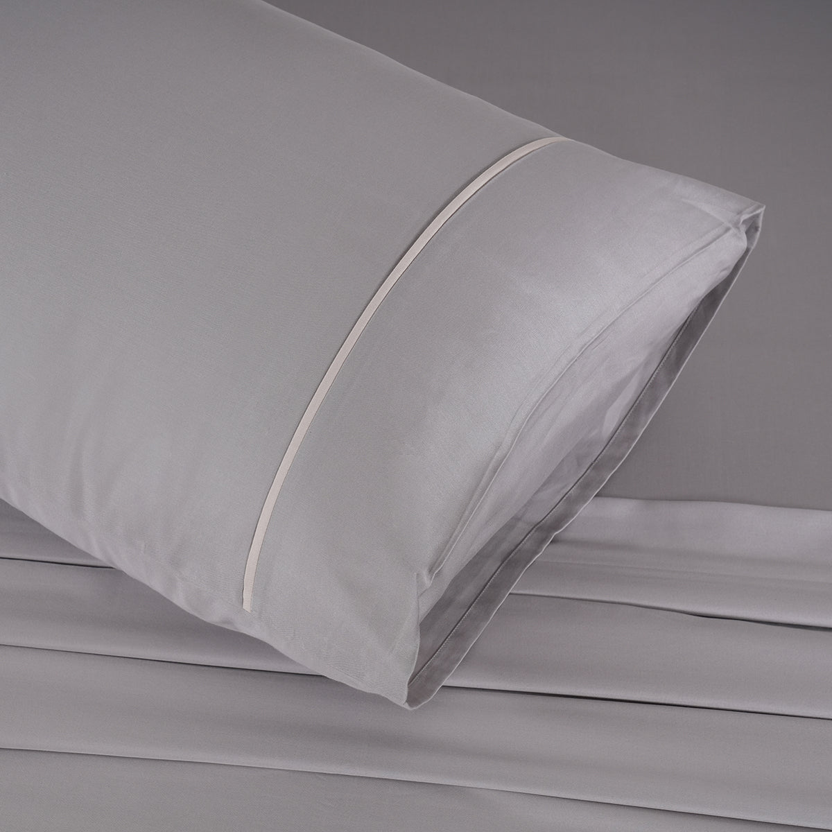 Viola 100%Cotton Solid Grey Bed Sheet With Pillow Case