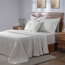 Acanthus Serenity Leafy Scroll Woven Jacquard Bed Cover Set