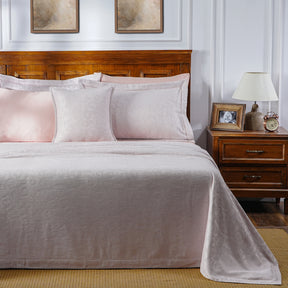 Acanthus Serenity Leafy Scroll Woven Jacquard Bed Cover Set