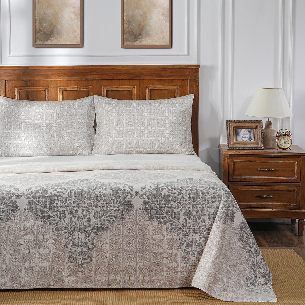 Acanthus Serenity Leisure Lay Print Bed Sheet With Pillow Case