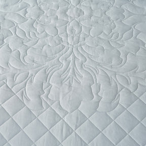 Acanthus Serenity Sole Bliss Quilted Quilt/Comforter