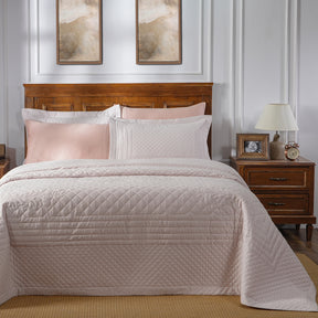 Acanthus Serenity Sole Bliss Quilted Quilt/Comforter