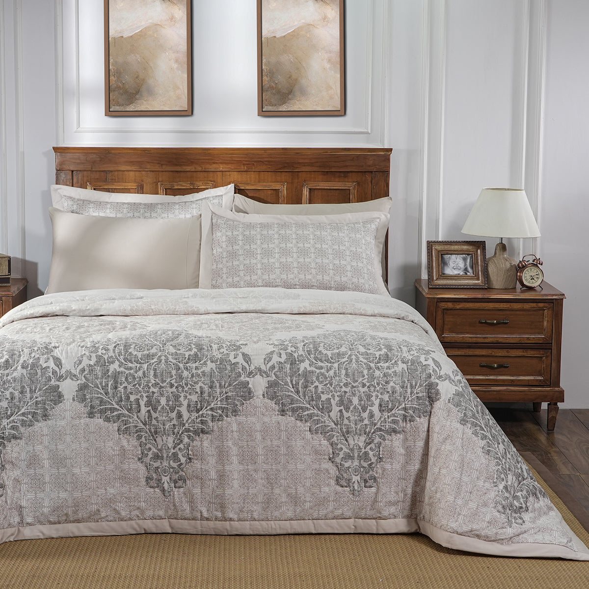 Acanthus Serenity Leisure Lay Quilted Quilt/Comforter