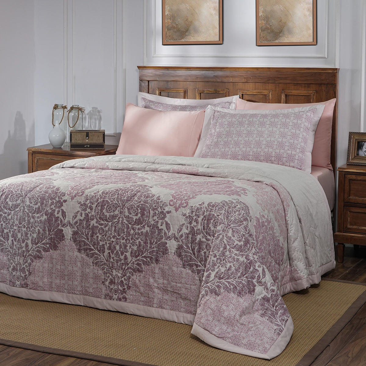 Acanthus Serenity Leisure Lay Quilted Quilt/Comforter