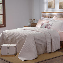 8Pc Acanthus Serenity Sole Bliss Quilted Quilt/Comforter Set