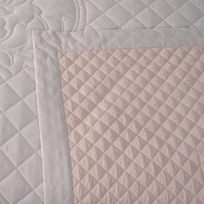 8Pc Acanthus Serenity Sole Bliss Quilted Quilt/Comforter Set