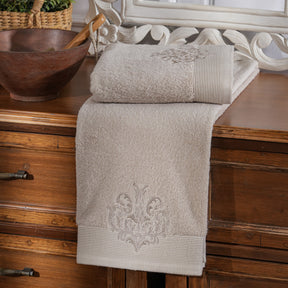 Acanthus Serenity Dutch Embroidery Machine Towel