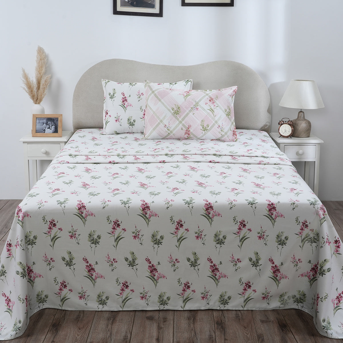 Hermosa Eclectic Garden Maeve 100%Cotton Printed Bed Sheet With Pillow Case