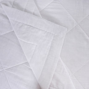 Emmie 100% Natural Cotton Filling Light Weight Winter Quilt / Quilted Bed Cover White