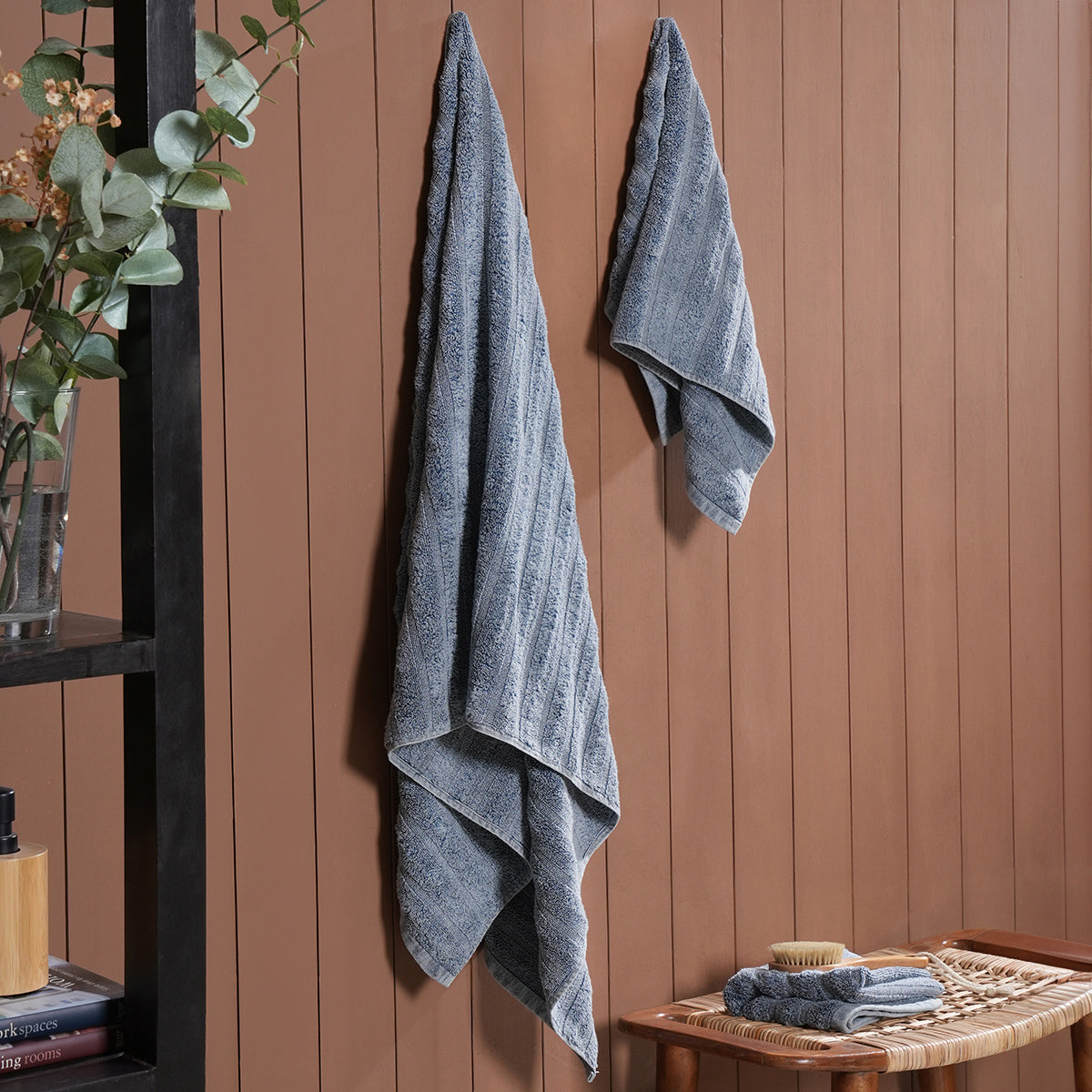 Mellow Mesh Premium distressed Blue Towel Set