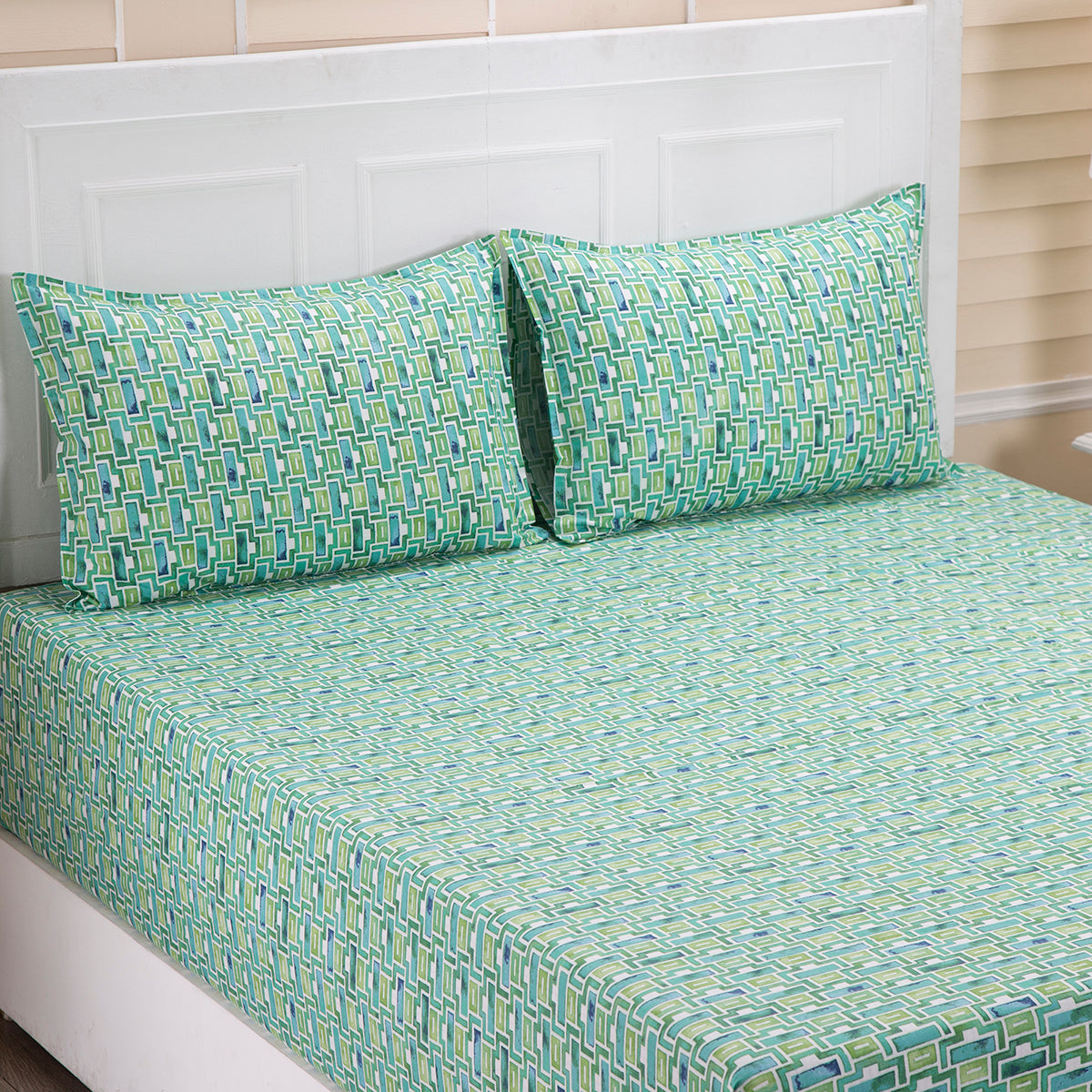 Donatella Lattice Printed 144 TC 100% Cotton Blue Bed Sheet