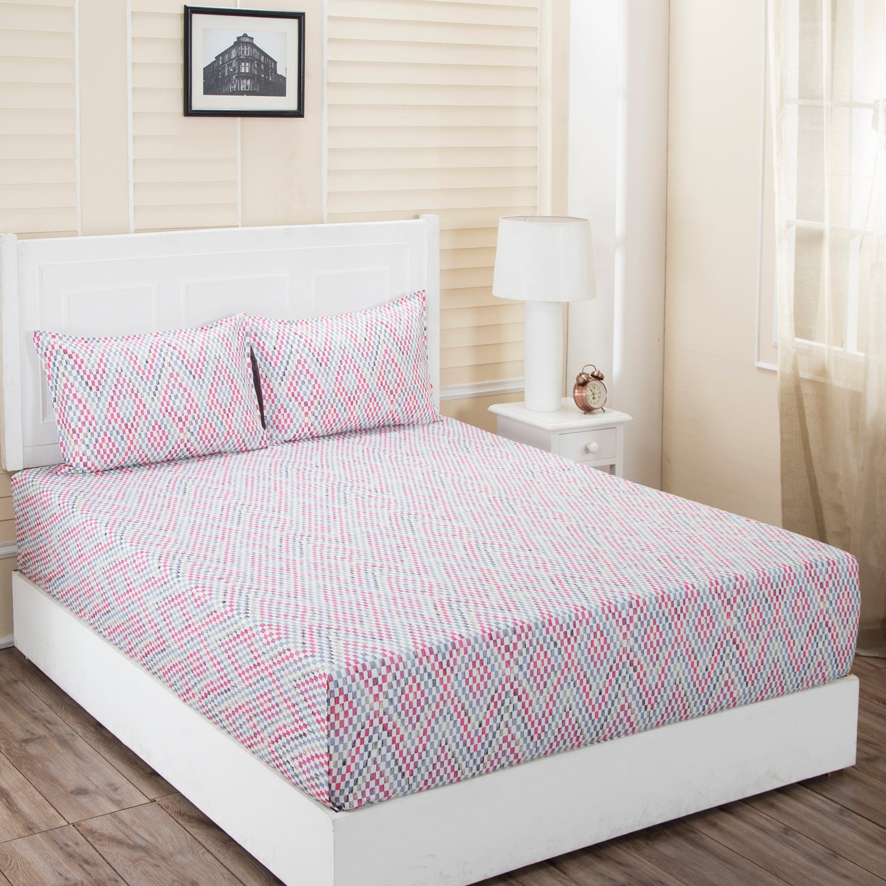 Donatella Correll Printed 200 TC 100% Cotton Pink Bed Sheet