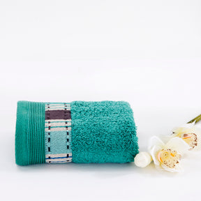 Eclectic Treasures Dudel Dopp Antimicrobial Antifungal Super Absorbent &amp; Soft Green Towel Set